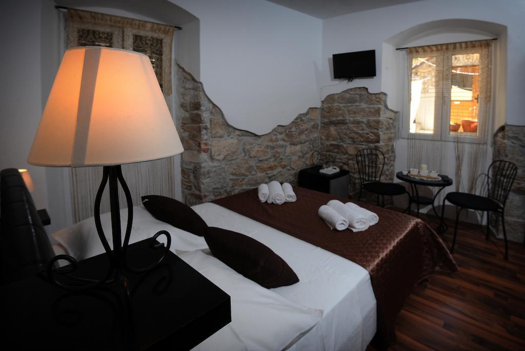 Rooms & Apartment Lasta สปลิท ห้อง รูปภาพ